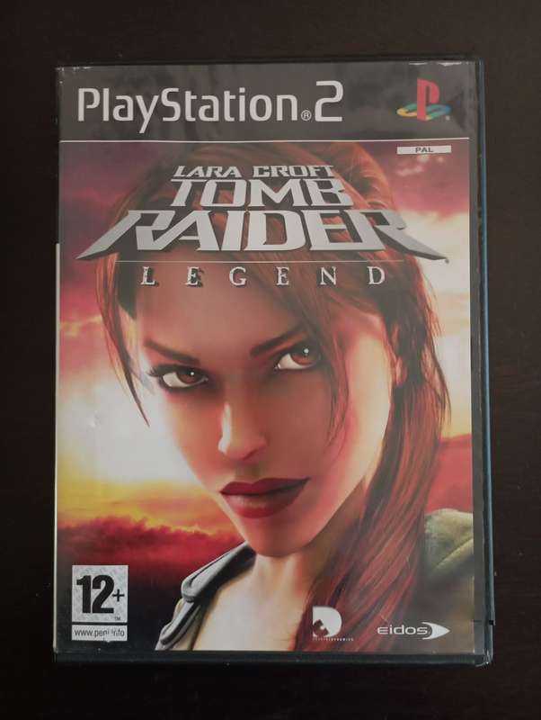 Lara Croft Tomb Raider: Legend [PS2]